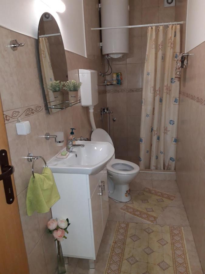 Apartment Nela Ni Kültér fotó