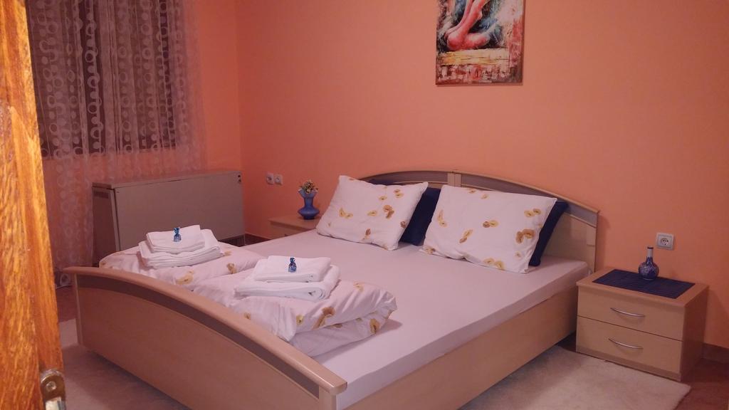 Apartment Nela Ni Szoba fotó
