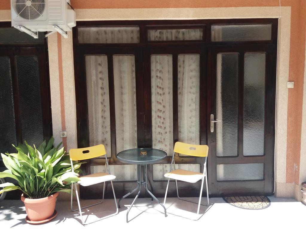 Apartment Nela Ni Kültér fotó
