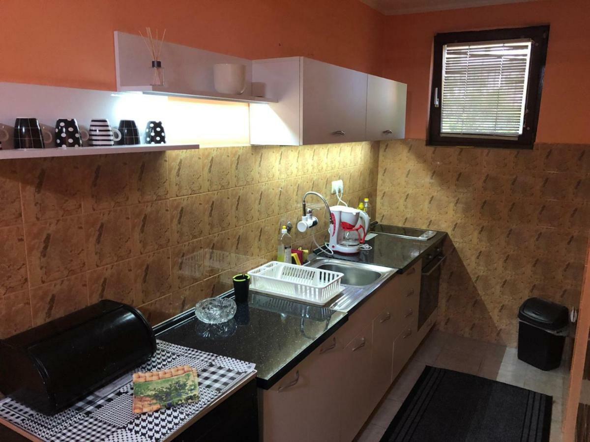 Apartment Nela Ni Kültér fotó
