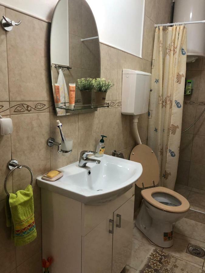 Apartment Nela Ni Kültér fotó