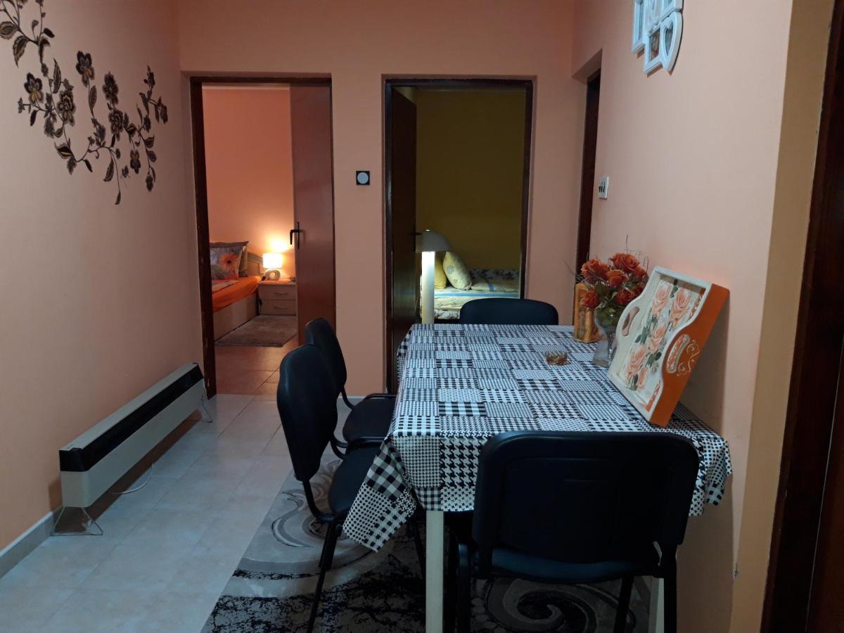 Apartment Nela Ni Kültér fotó